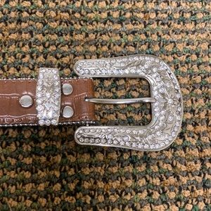 Woman’s Western Bedazzled Belt XL